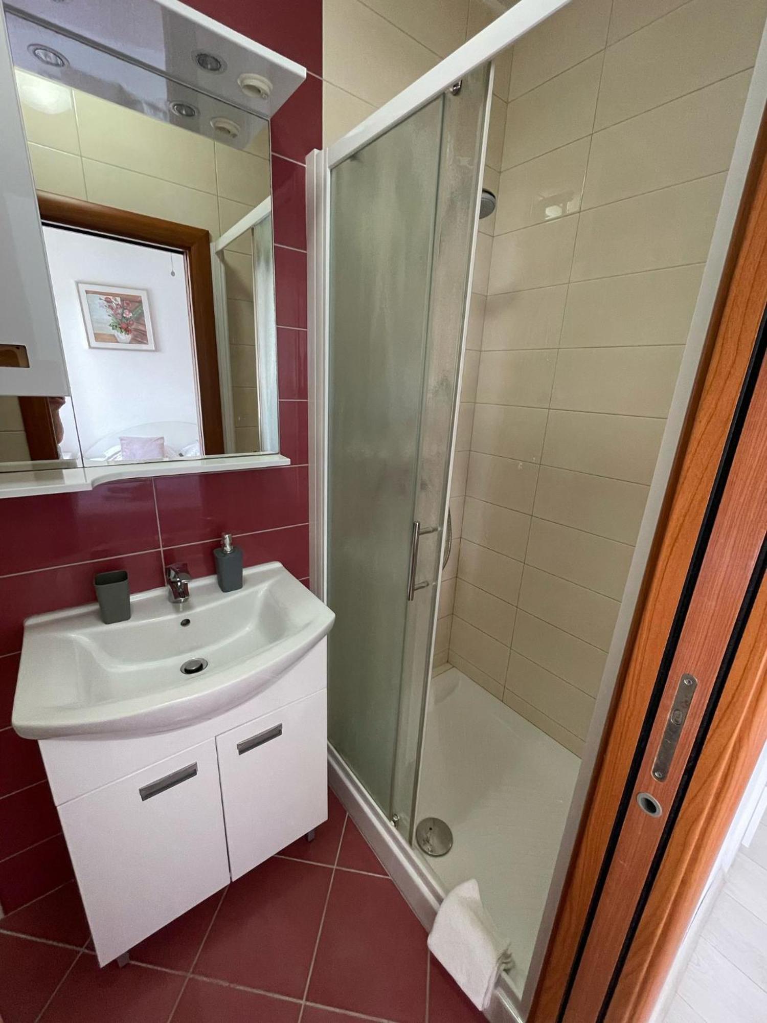 קורצולה Apartments And Rooms Nika מראה חיצוני תמונה